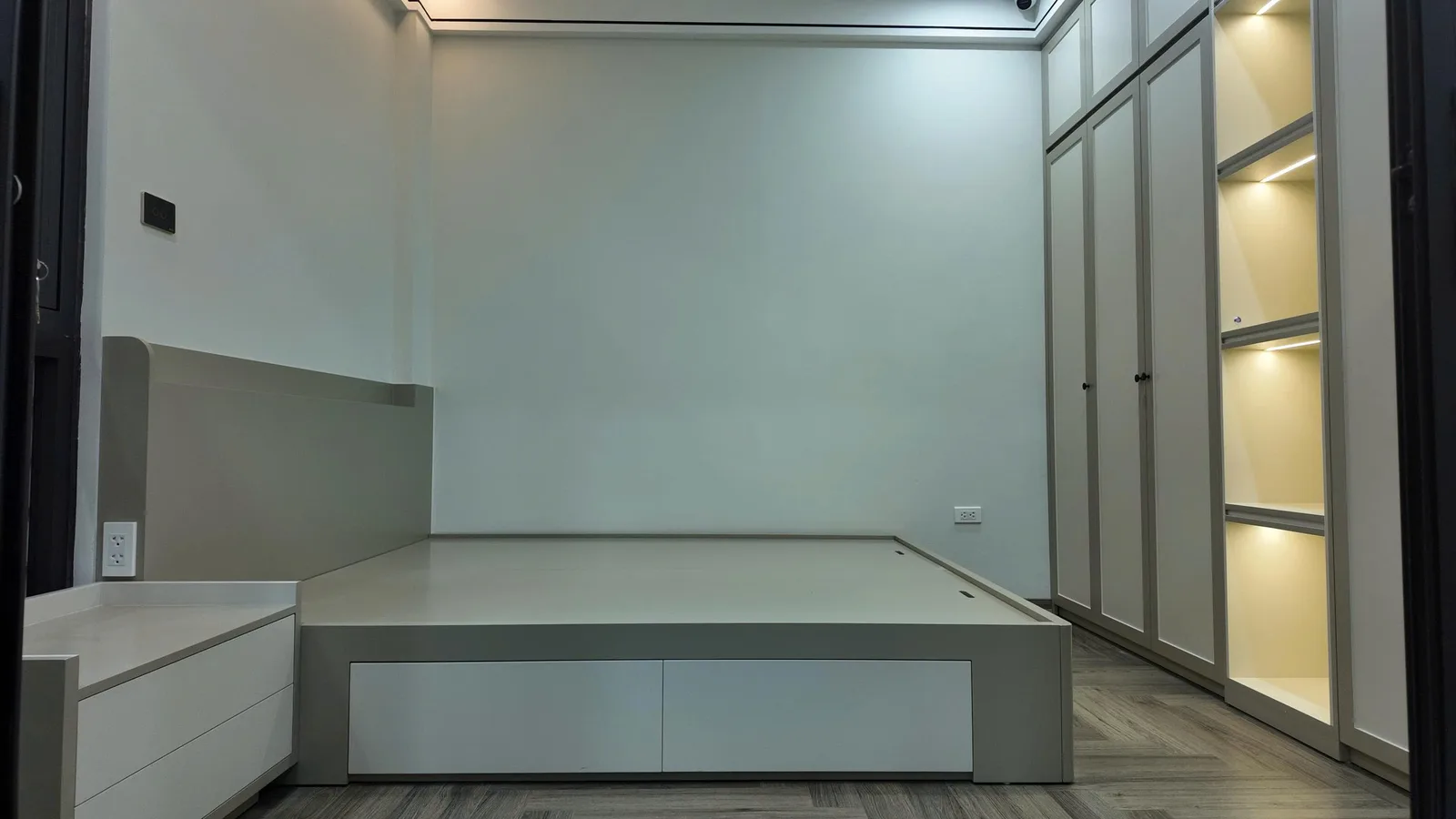 Mặt đứng hệ tủ bếp sáng màu