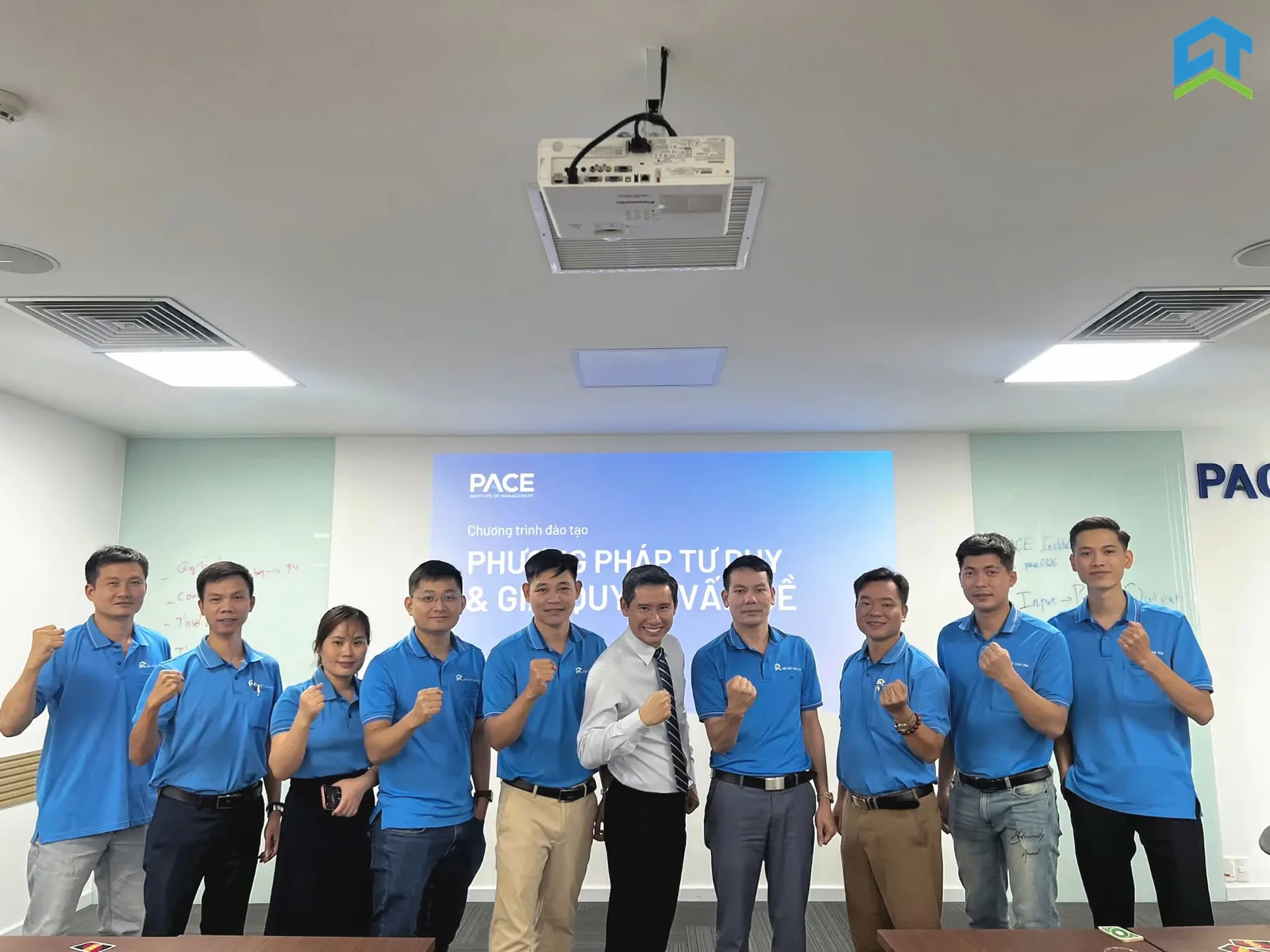 NỘI THẤT CHÂN TÂM KHÔNG NGỪNG HỌC TẬP, NÂNG CAO NĂNG LỰC QUẢN LÝ VÀ CẢI TIẾN VẬN HÀNH