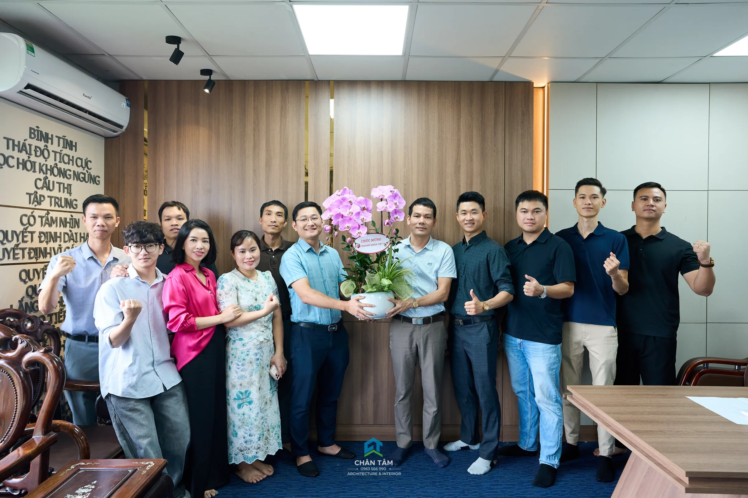 NỘI THẤT CHÂN TÂM CHÚC MỪNG NGÀY DOANH NHÂN VIỆT NAM 13/10